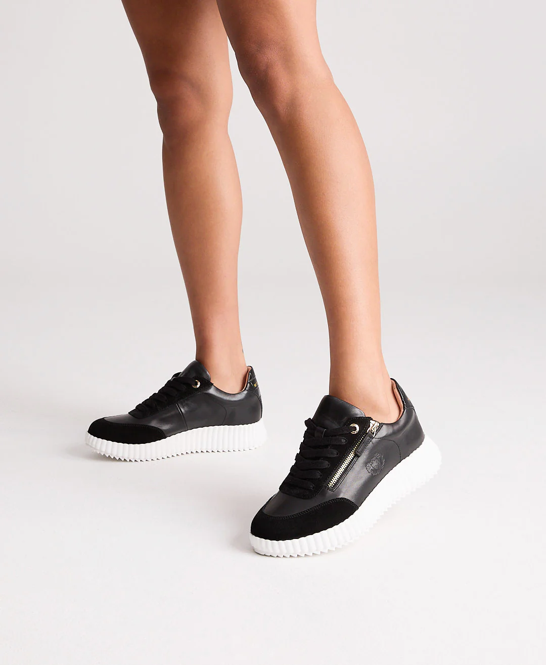Juliana Sneaker - Image 2